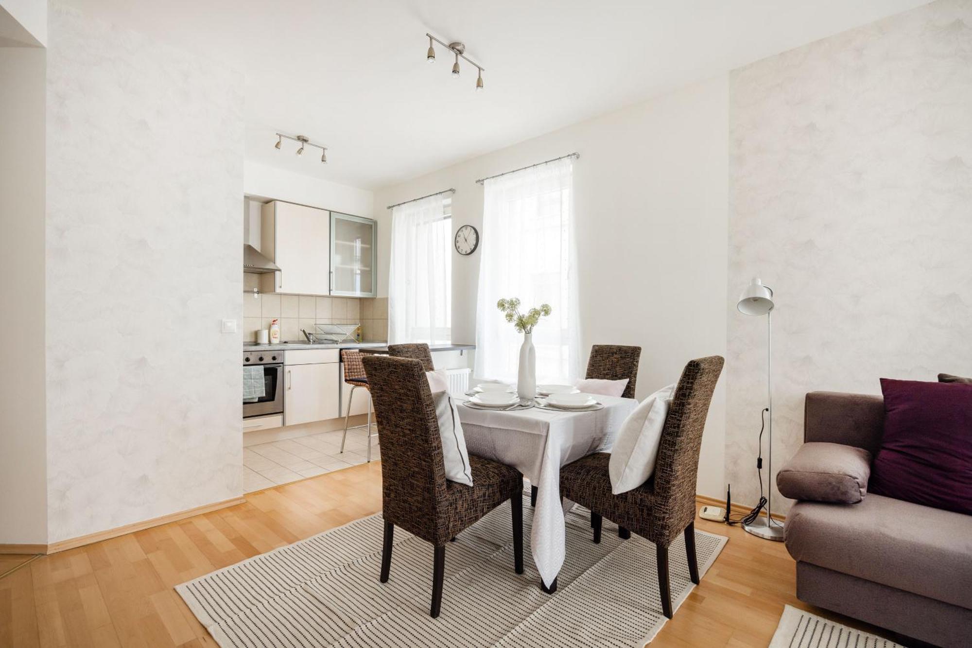 Bright And Central Apartment With Balcony Budapest Eksteriør bilde